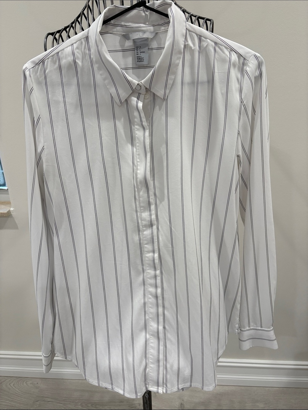 Women’s White Pinstripe Button-Up Shirt